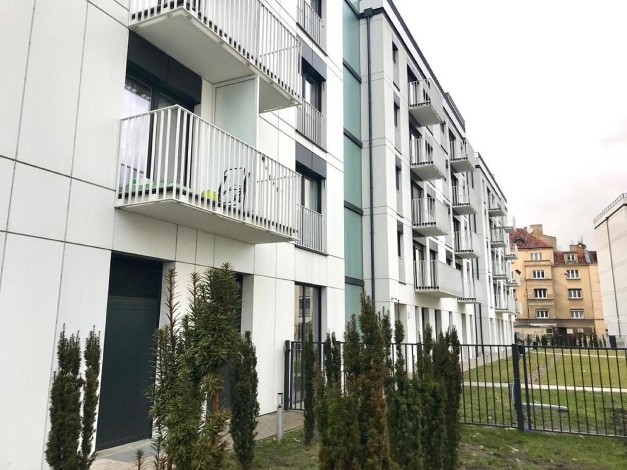 Apartamenty Zajezdnia Mtp ポズナン エクステリア 写真