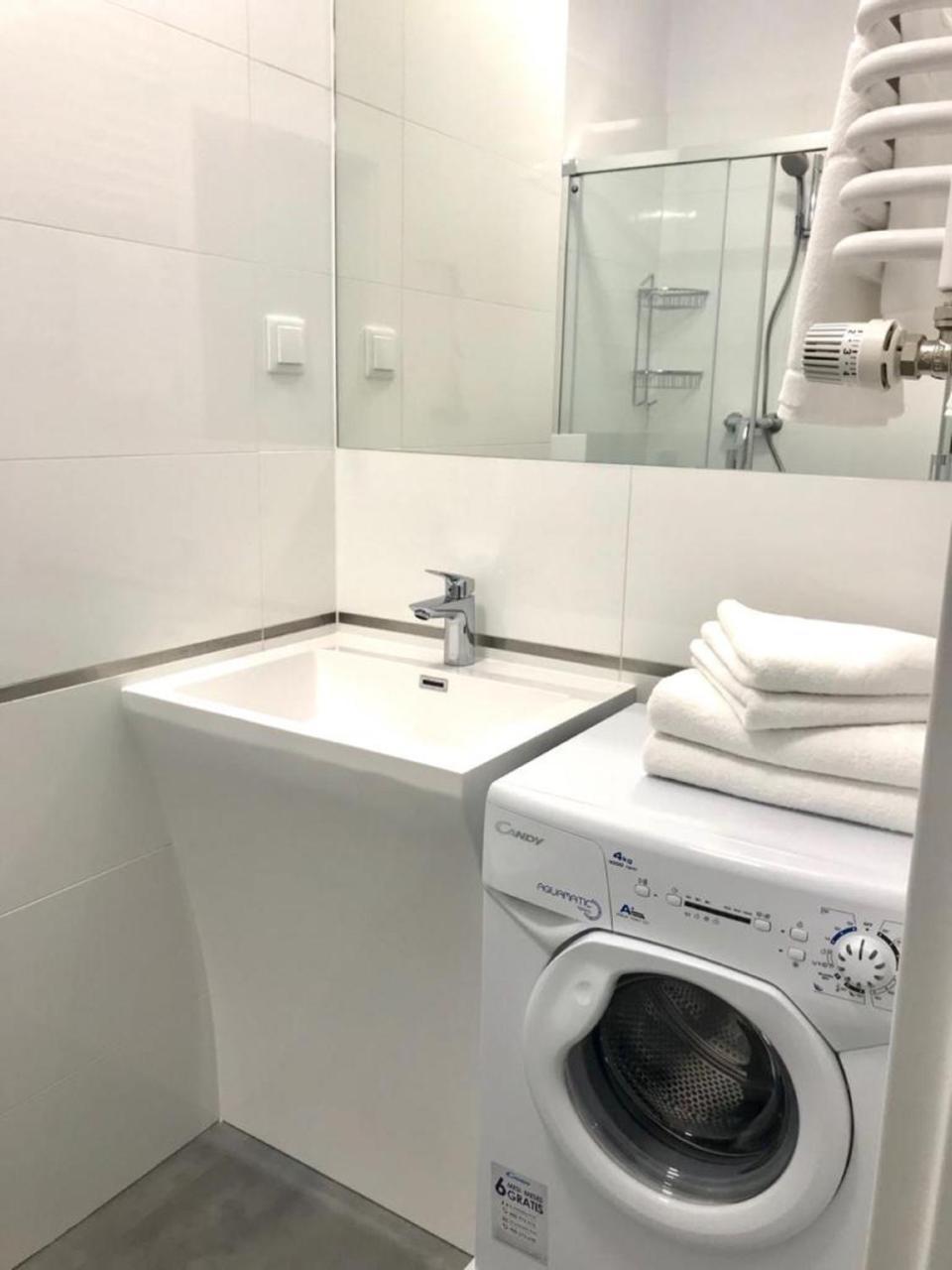 Apartamenty Zajezdnia Mtp ポズナン エクステリア 写真