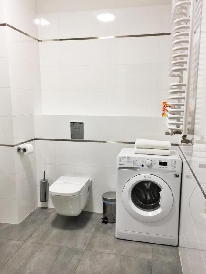 Apartamenty Zajezdnia Mtp ポズナン エクステリア 写真